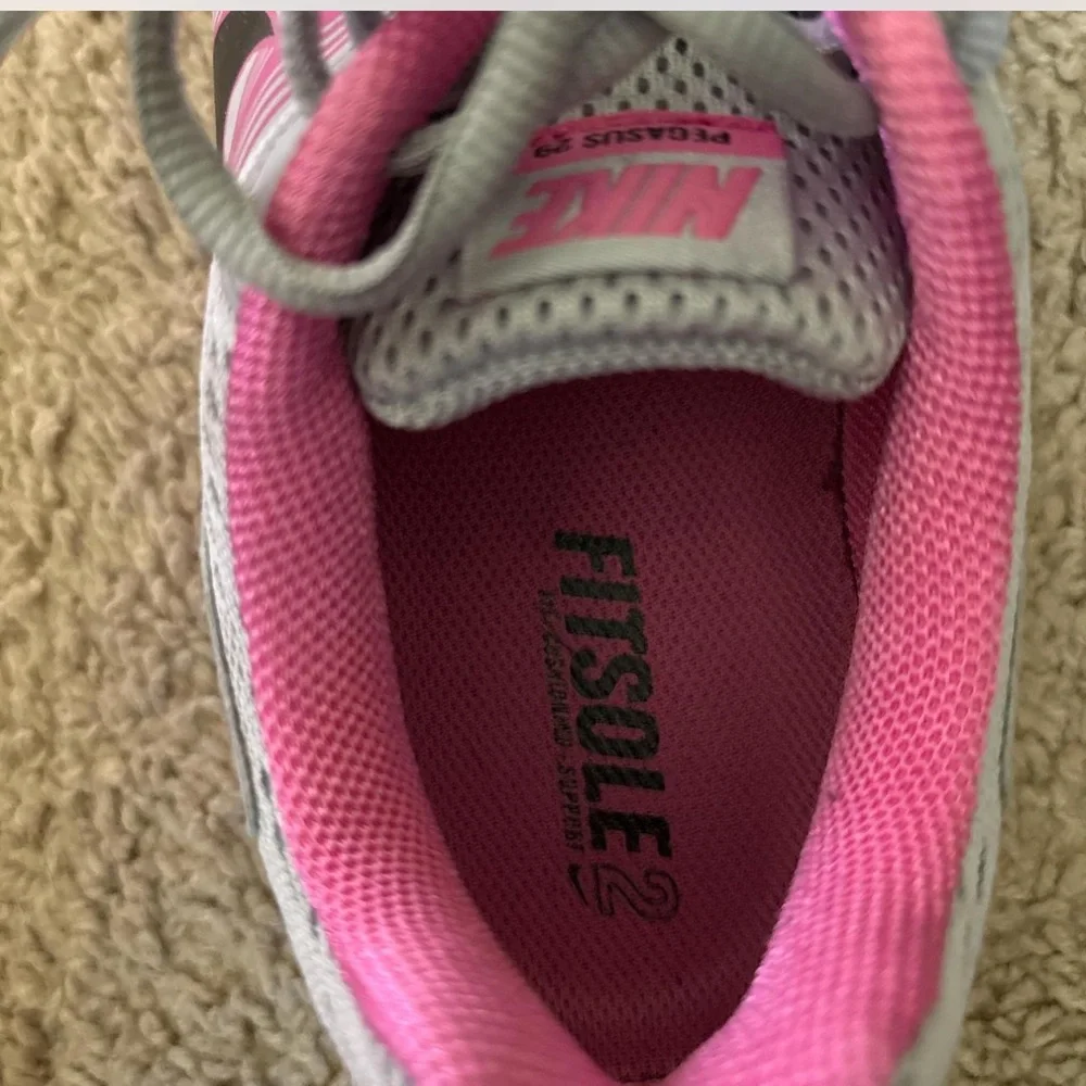 Nike Women's Gray and Pink Sneakers - Picture 4 of 5
